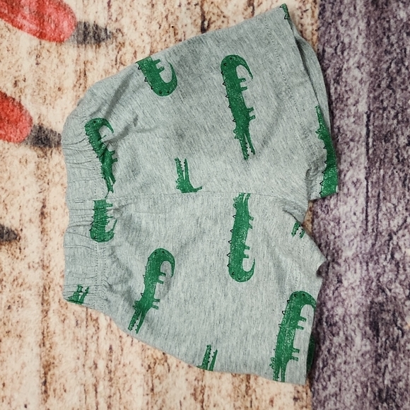 COPY - Baby Gap boy shorts - Picture 6 of 6